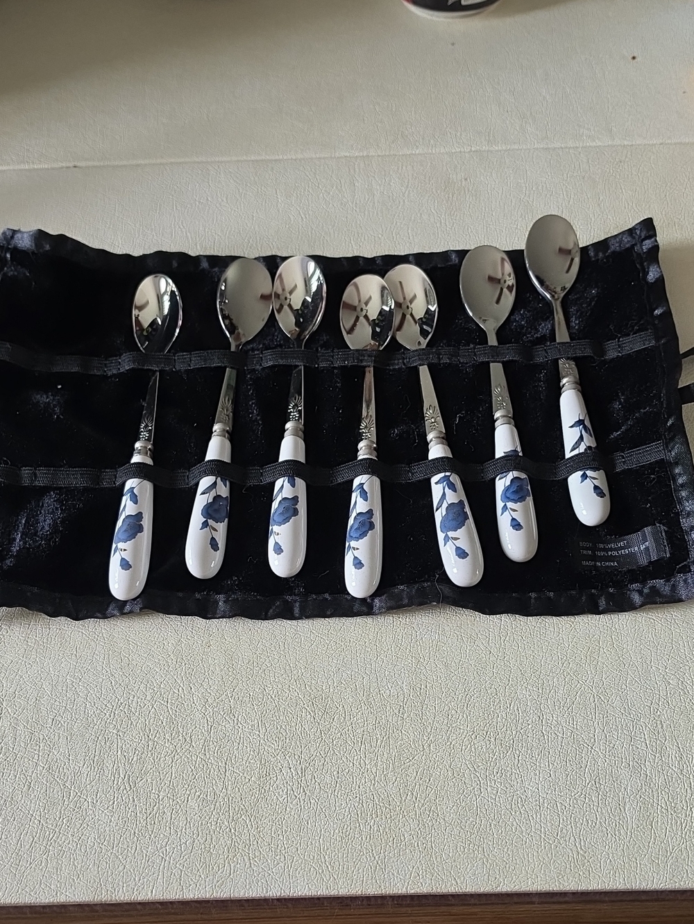 Vintage 7pc Porcelain Handle Stainless Teaspoons Set with Travel Pouch
